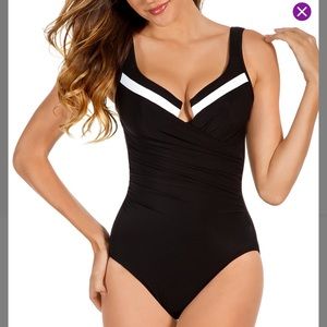 Miraclesuit black and white block party tummy control swimsuit size 14